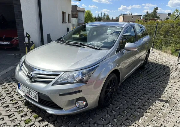 toyota świętokrzyskie Toyota Avensis cena 36900 przebieg: 230000, rok produkcji 2012 z Łódź